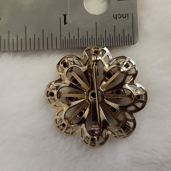 Vintage Crystal Brooch with Purple & Clear Stones Goldtone - Picture 2 of 2